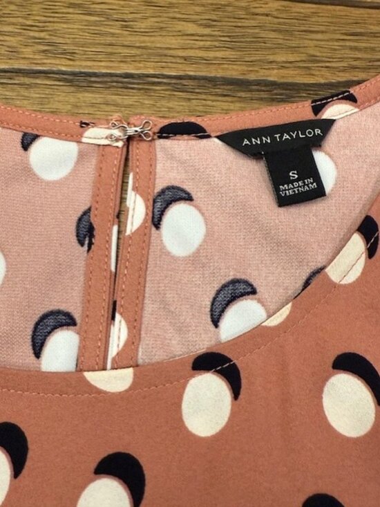 LOFT Polka Dot Blouse - Picture 15 of 15